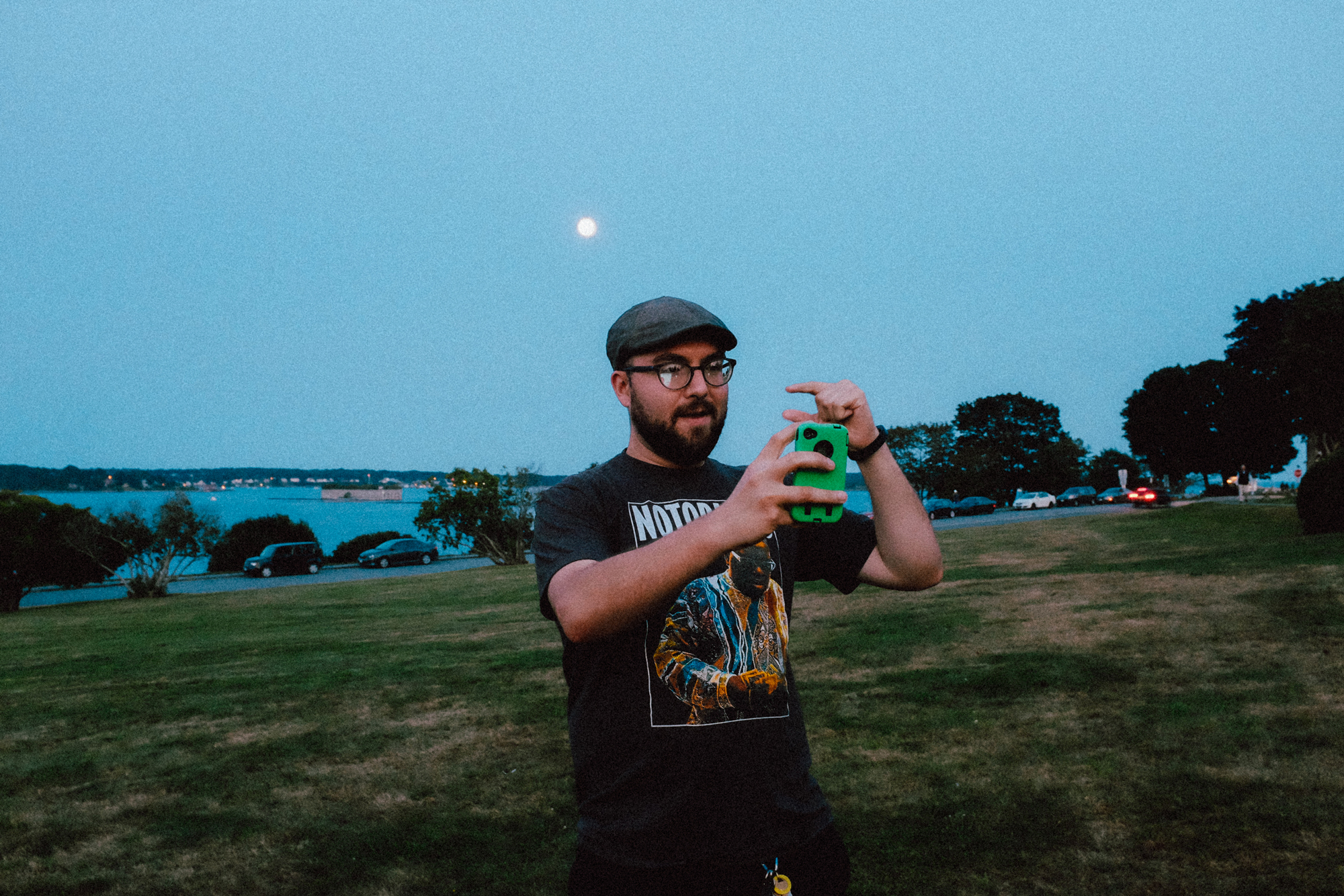 Caught Aaron taking a selfie while he "holds" the moon :)